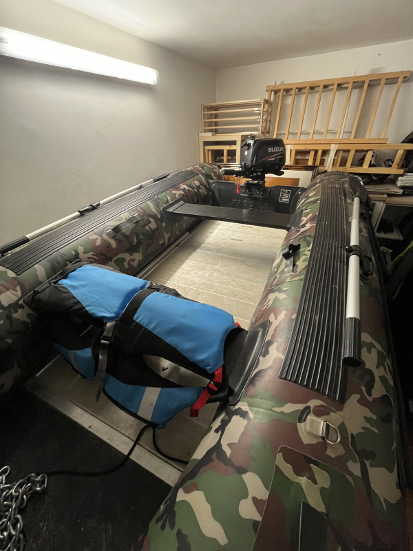 Nafukovací čln PROSCAN KRAKEN 370 AL a Suzuki 5 HP - 1 500 €